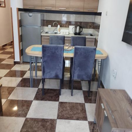 State Apartmants 2 كوتور المظهر الخارجي الصورة